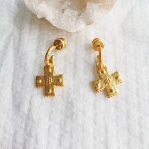 New Gold Julie Vos Canterbury Hoop & Charm Earrings